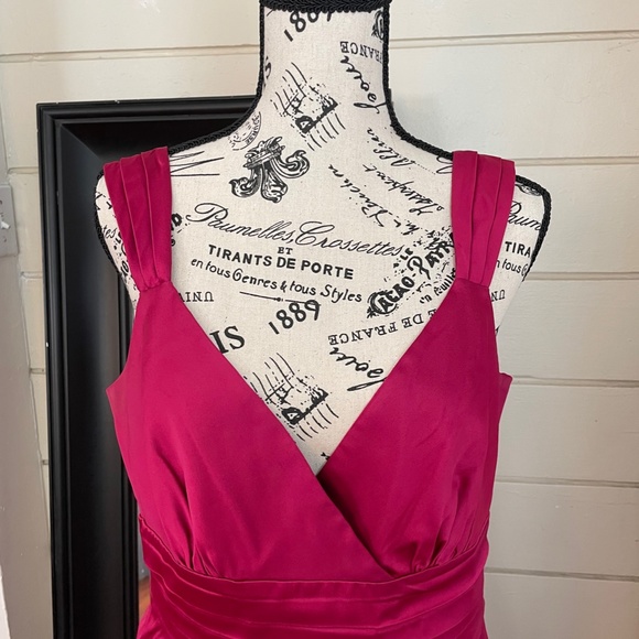 Maggy London Satin Dress with Pleating Detail. Size 12. - Picture 2 of 5